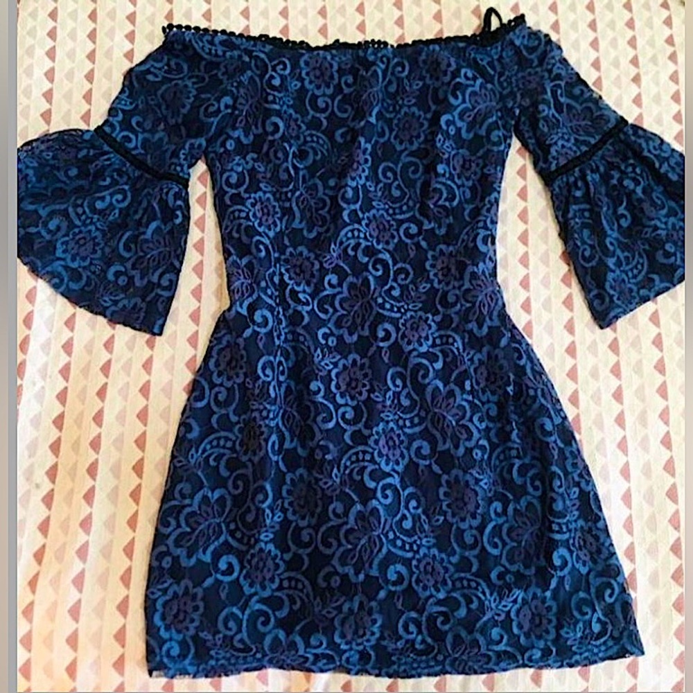 Navy Blue Off the Shoulder Lace Dress
